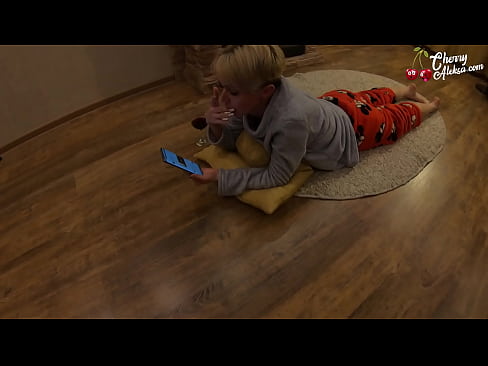❤️ Traks Blondīne sūc milzīgu locekli sūc un lēkā uz tā - anālais sekss Porno pie lv.xxxbunker.ru ❌️❤