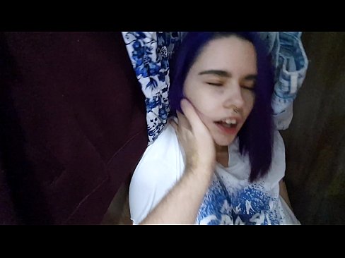 ❤️ Atradu savu māsu skapī un palīdzēju viņai beigt. Porno pie lv.xxxbunker.ru ❌️❤