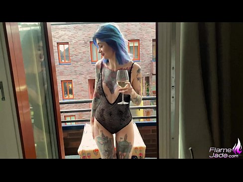 ❤️ Milzīga meitene sūc ar rīklīti un kaislīgi drāž zem klajas debess Porno pie lv.xxxbunker.ru ❌️❤